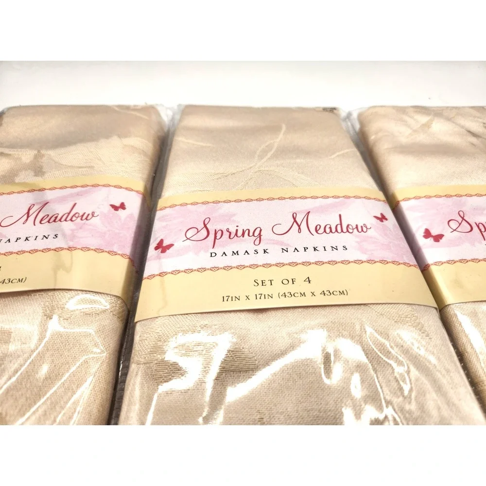 Spring Meadow Damask Napkins Champagne 17